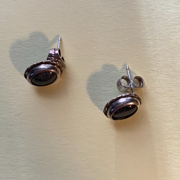 New Listing: Labradorite & Silver Stud Earrings - Picture 4 of 9